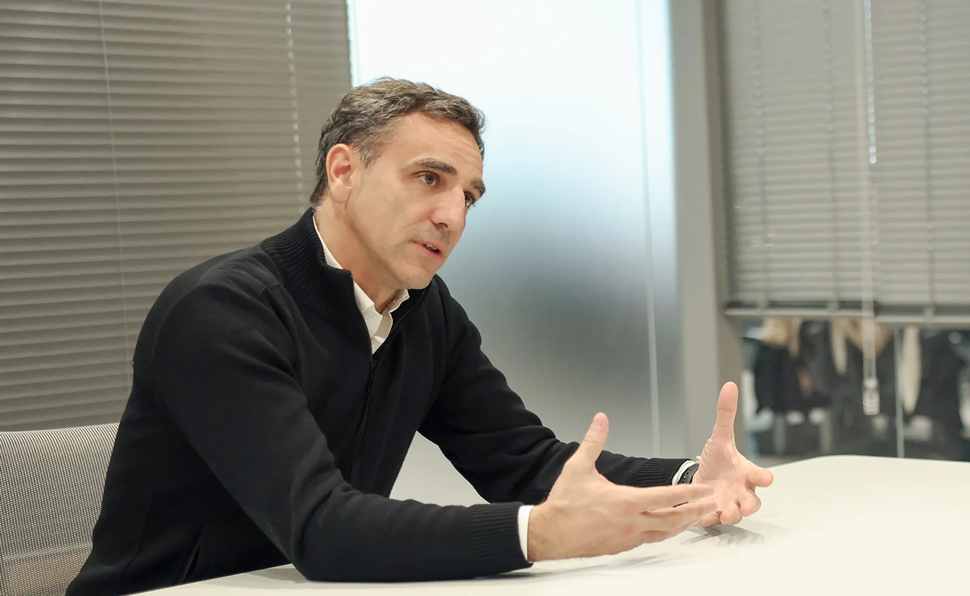 Genesis confirms V-8 engine, April debut for LMDh race car