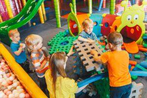 Featured image for Yes, Babies Belong at Five-Star Resorts. I Took My 7-Month-Old to the Four Seasons