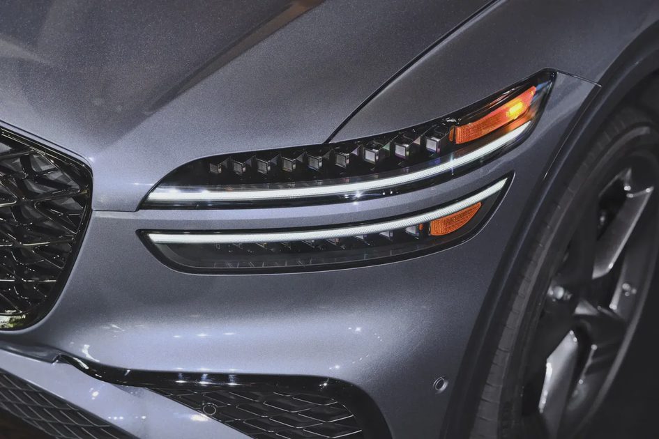 2026 Genesis GV70