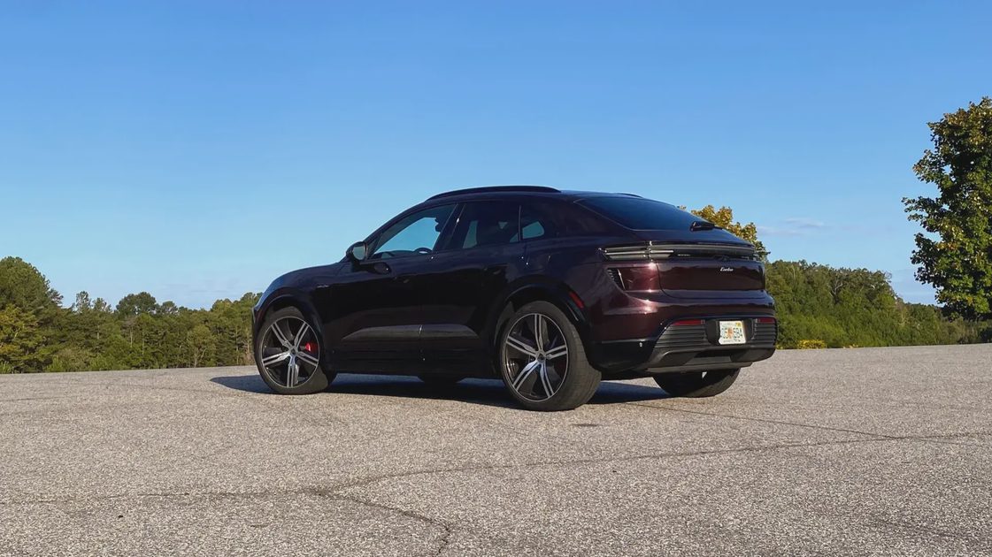 Porsche eyes new gas SUV in Macan segment
